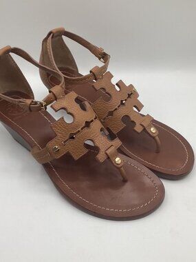 Tory Burch "Phoebe" Wedge Sandal Pebbled Leather Size 9 Medium Ankle Strap Tan
